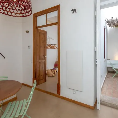 My Lovely Little House * Loule